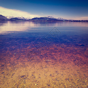 日落时的瑞士祖格湖Instagram效果图片
