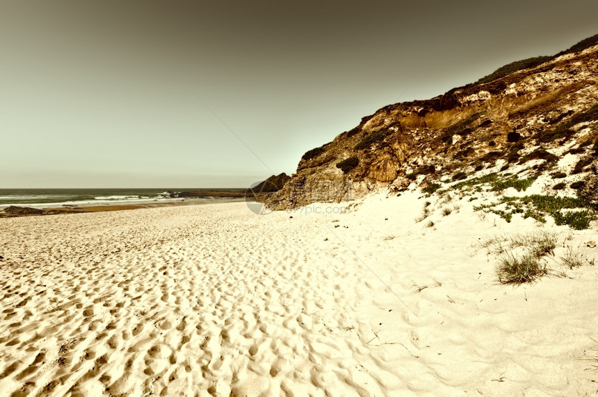 葡萄牙大西洋的落基海岸图片