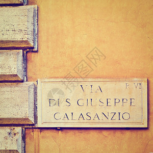 罗马建筑上的路标复古效果图片