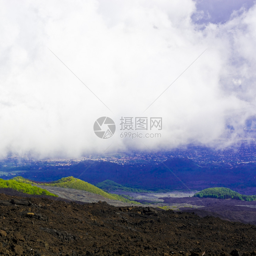 西里埃特纳山斯隆的黑岩层图片