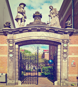 进入荷兰Zutphen市法院的拱门入口Instagram效应图片