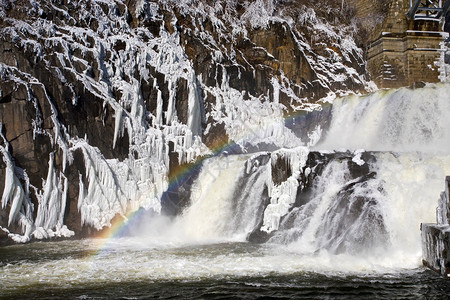 冬天彩虹素材冬季河水大坝级联彩虹背景