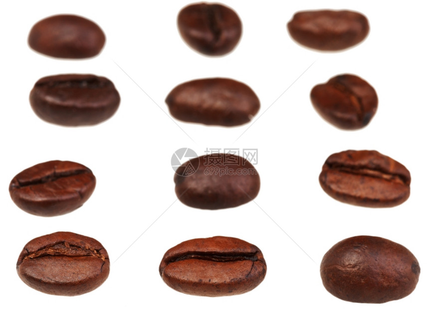 带焦色前景的烤咖啡豆和焦色前景线的横和条图片