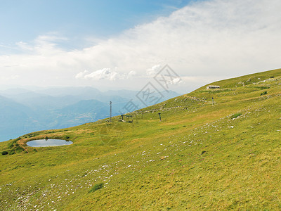 意大利阿尔卑斯山Garda湖地区高清图片