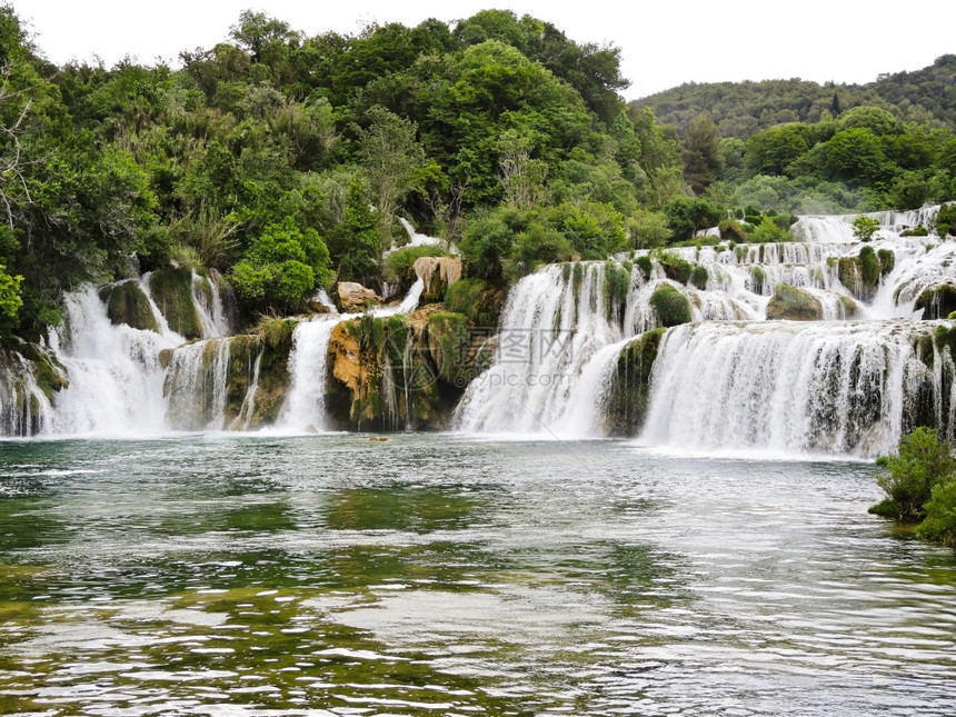 克罗地亚达尔马提科纳地区瀑布图片