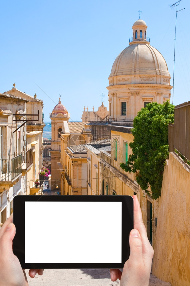 旅行概念在意大利西里NotoBaroque风格的意大利西里市的NotoBaroque镇上用空白广告标志位置的剪切屏幕图片