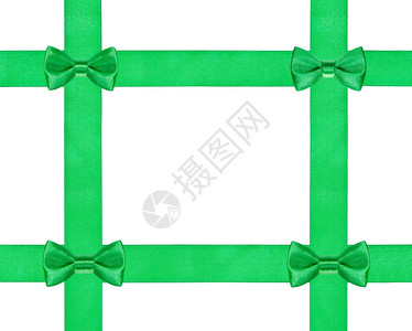 四个小绿弓结在白色背景的四条孤立在白色背景的卫星丝带上图片
