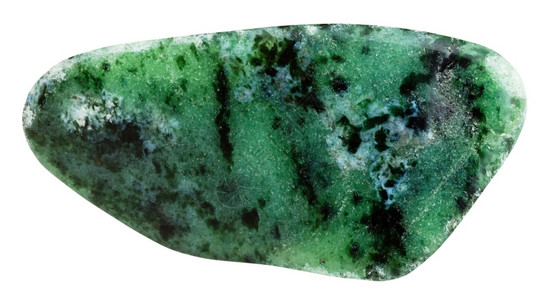 天然矿物石的大型白色背景上孤立的绿色黄石图片