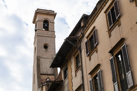 意大利之旅圣米歇尔教堂钟楼图片