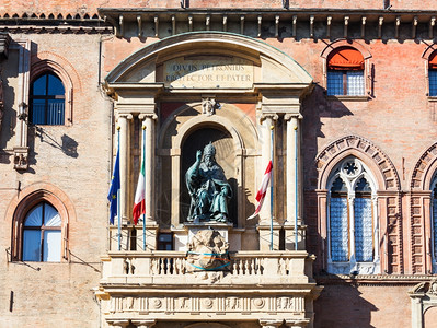 前往意大利雕塑BolognesePopeGregory十三世图片