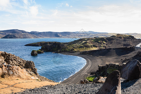 克莱法瓦特恩前往冰岛南半Kleifarvatn湖雷克雅内斯卡吉雷克雅内斯半岛的黑色火山海岸背景