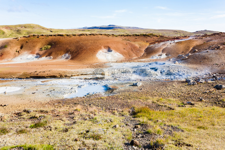 前往冰岛地热Krysuvik地区与南半岛雷克贾内斯卡吉雷克雅内斯半岛的泥浆地段景象图片