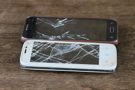 破碎的手机摔坏的手机屏幕背景