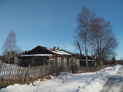 村庄中的房屋图片