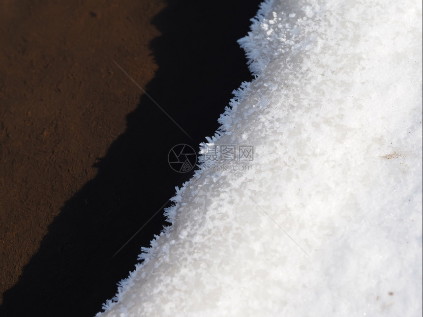 雪和沙图片