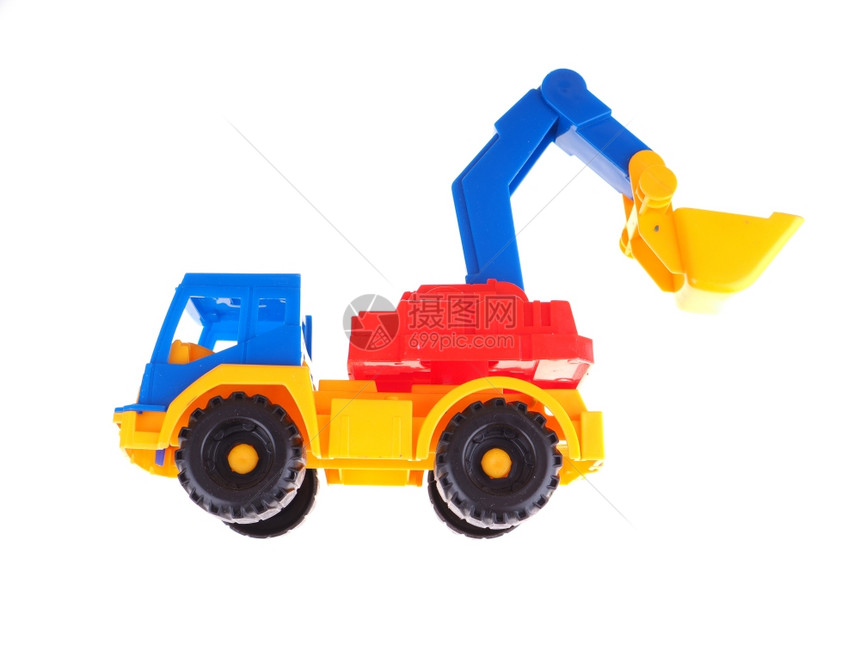 白色背景上一个桶子的玩具卡车图片