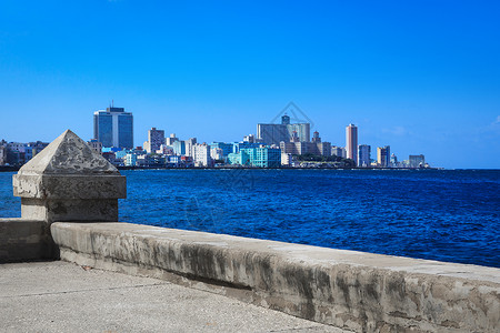 充满现代哈瓦那的观图片