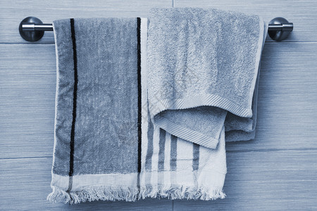 洗手间新毛巾图片
