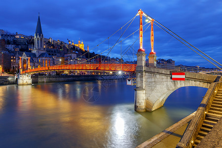 圣乔治教堂和大桥横渡法国里昂萨河圣乔治大桥图片