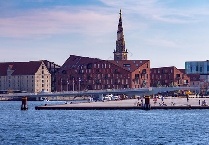 城市银行和救世主教堂哥本哈根丹麦救世主教堂图片