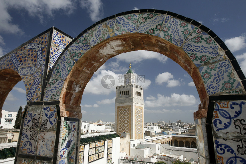 209年3月突尼斯北部北部老城麦地那的EzZitouna或AlZaytuna清真寺突尼斯SidiBouSair209年3月图片