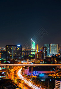 泰国曼谷市风景和夜间交通公路图片