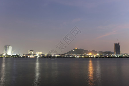 Sriracha市景色奇幻泰国大气海边城镇背景图片