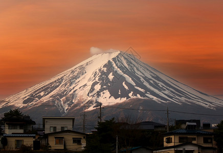 以及傍晚的藤市和城风景天空的奇幻背景藤山和川口市的景象图片