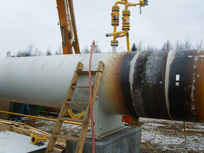 地面建设天然气管道运输能源载体地面建设天然气管道图片