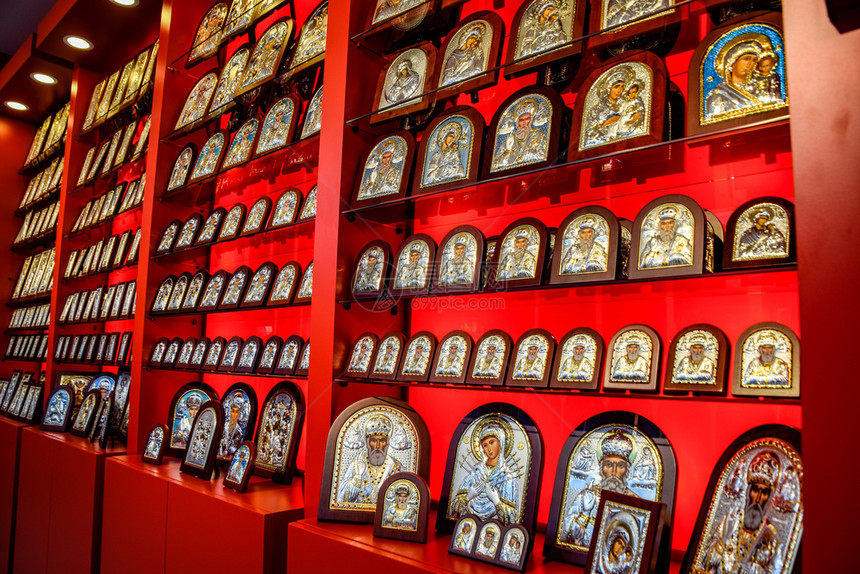 2019年5月日土耳其德姆雷商店柜台的东正教圣像图片