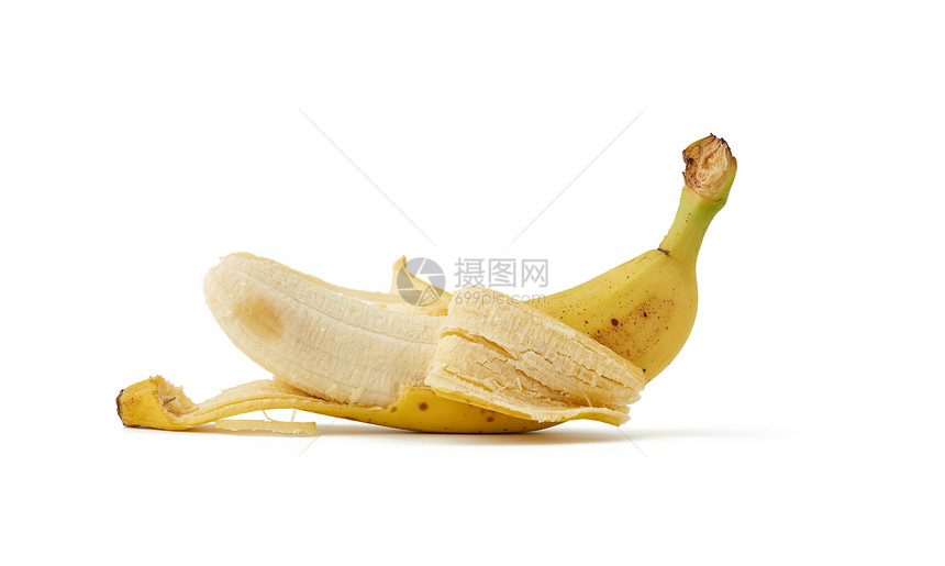 白底孤立的熟黄色香蕉关闭图片