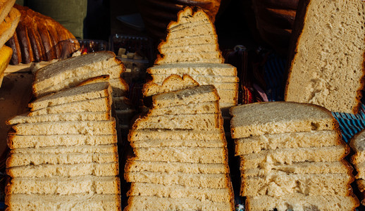 传统土耳其式的风格制造面包片图片