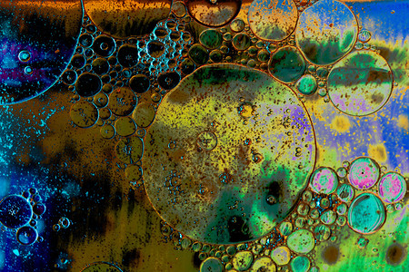 水基形成态中的石油泡沫背景图片
