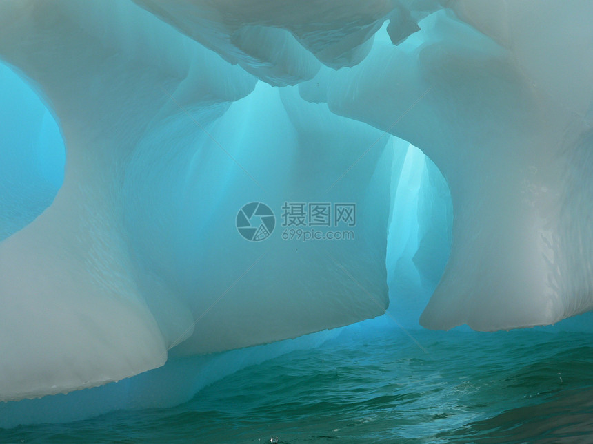 海洋中的南极冰山南极景观海洋中的南极冰山南极景观海洋中的南极冰山图片