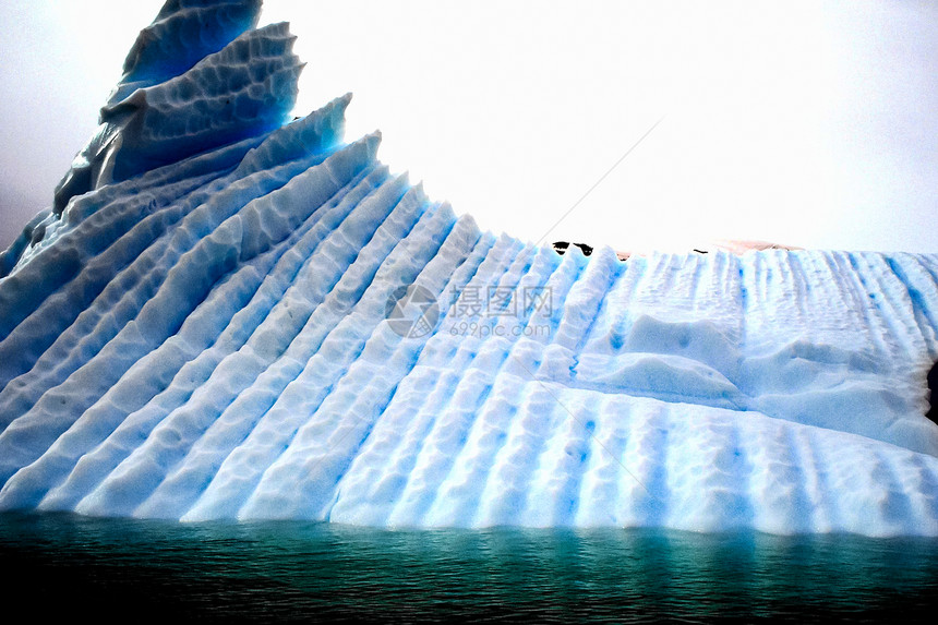 海洋中的南极冰山南极景观海洋中的南极冰山南极景观海洋中的南极冰山图片