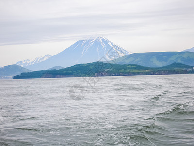 堪察卡的自然质堪察卡半岛的景观和光辉象堪察卡的观山脉和堪察卡火背景图片