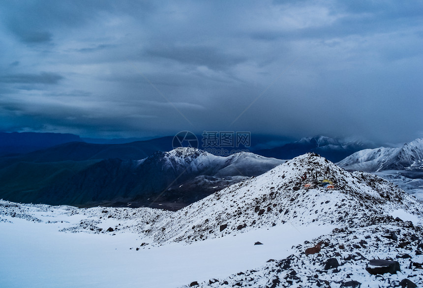 雪山景观山上有雪山地景观雪山景观山上有雪洛杉矶山图片