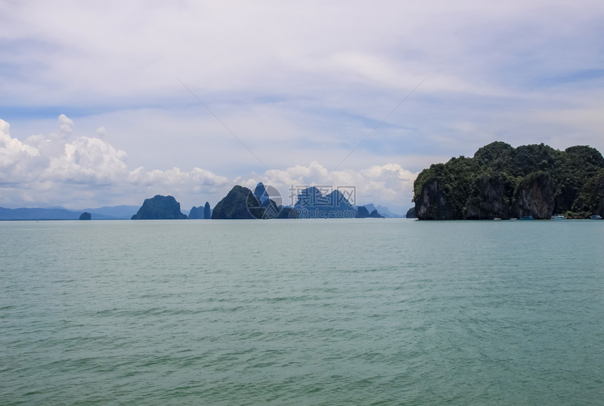 泰国普吉岛海边的岩石泰国海边的岩石图片