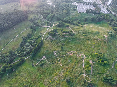 艾格莱特郊区公园和格莱特郊区景观背景