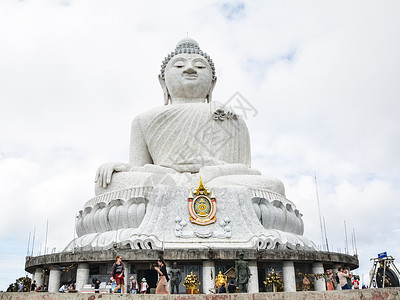 韩国偶像金珉锡泰国普吉Phuket2014年7月3日泰国宗教佛纪念碑中的像泰国宗教纪念碑中的像背景