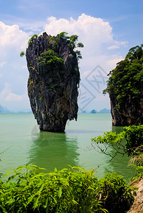 泰国海岸森林悬崖和海湾泰国岸森林悬崖和海湾背景图片