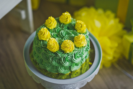 孩子们生日的蛋糕美丽黄色和绿蛋糕9216生日的蛋糕图片