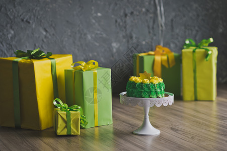照片制室的黄绿色地区以庆祝T的一岁生日背景图片