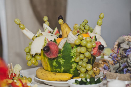花和水果节日餐桌的装饰节日5068的漂亮装饰图片