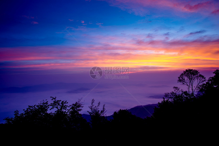 泰国南山SamerDoo山日出图片