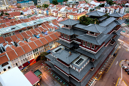 位于新加坡唐人街区的佛像牙寺和博物馆所在地图片