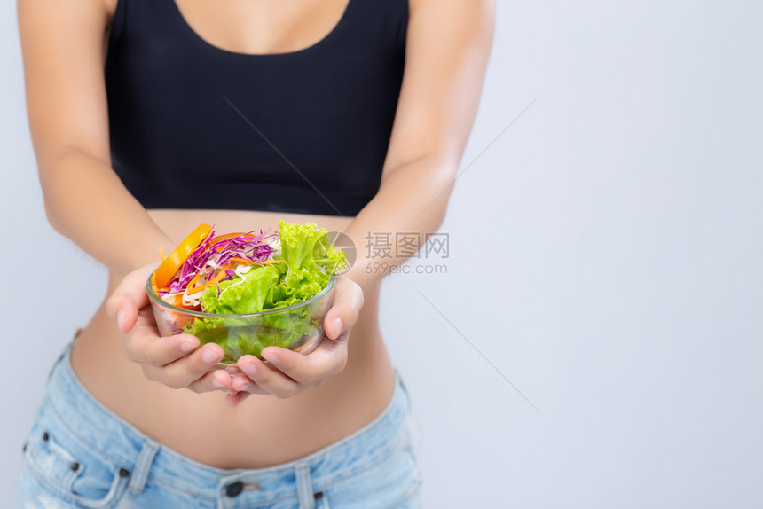 近身是女持有沙拉菜食与白人隔绝女孩饮食吃素以健康保或概念为目的图片