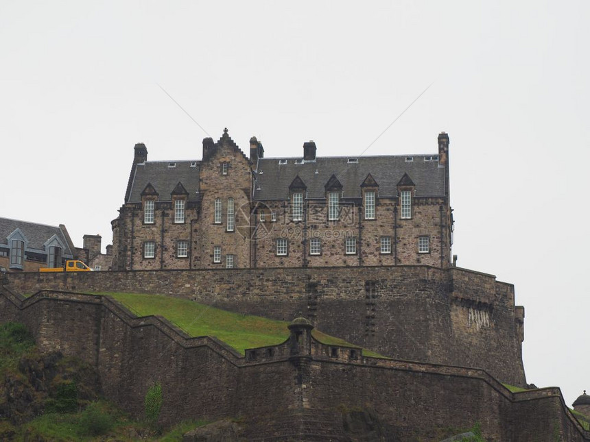 爱丁堡城在英国爱丁的城岩上在苏格兰的爱丁堡城图片