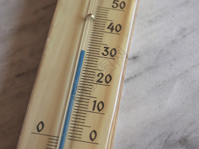 温度计自动调器仪用于测量温度以显示热天气30C或冷天气30F温度计用于测量空气温度背景图片