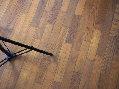 棕色木地板有三角底可作为背景有复制空间棕色木地板背景图片